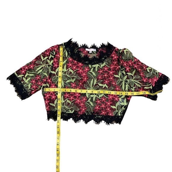 LUXXEL by Anthropologie Floral Embroidered Lace Crop Top - Picture 7 of 7